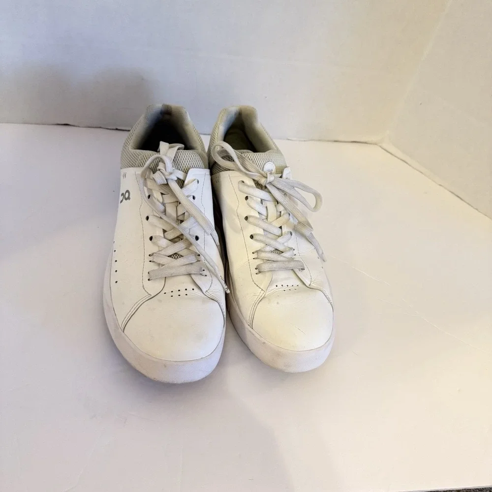 On Cloud The Roger Advantage Sneakers Women's Size 8.5 White & Mauve